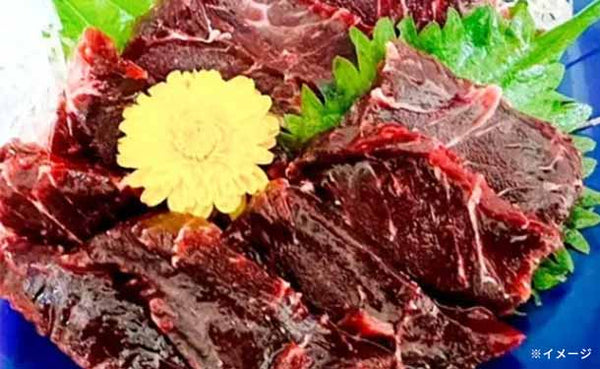 「鯨 赤肉小切れ 1級（ナガス鯨）」